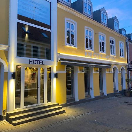 Blue Double Room 6 On Pedestrian Street Saeby Bagian luar foto
